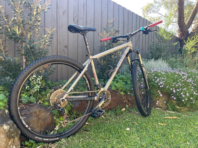 Signaga Post Jamis Dragon 27.5” Mountain - Men's Bicycles in Ocean Grove VIC ...