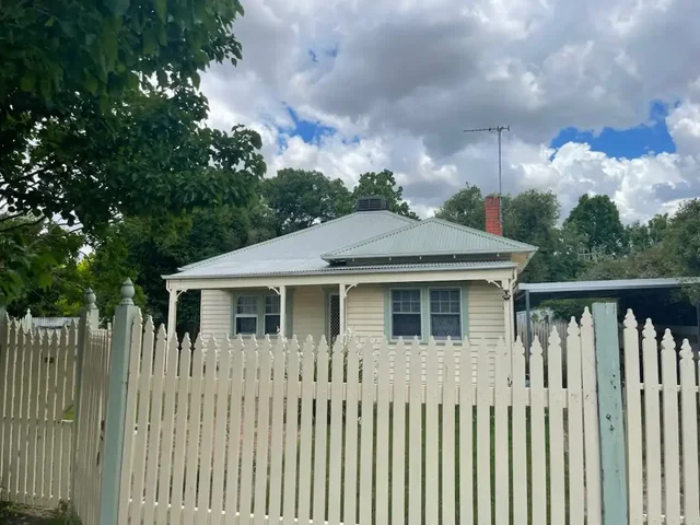 48 Granthorn Street, Shepparton, Victoria 3630 - for Rent | Gumtree ...