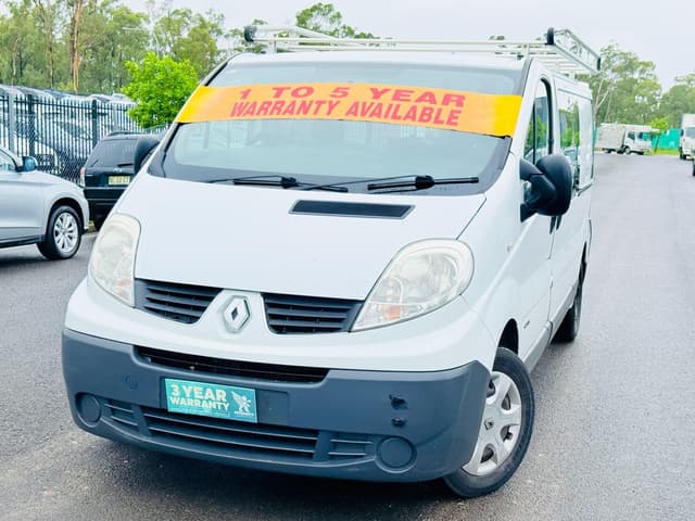 2015 Renault Trafic Automatic LWB DCi115 3 Seats VAN | Cars, Vans ...