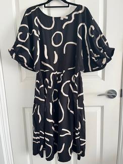 bloomingdales little black dress Size 6 main image 0