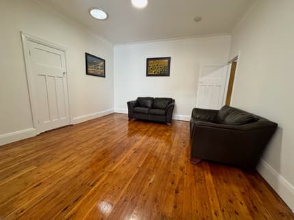 Gumtree Renting Property 1 bedroom Flat for rent - for Rent | Gumtree Australia