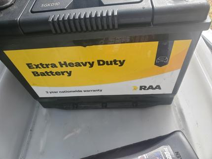 RAA Car Battery - Model 2542 (Near New) | Other Parts & Accessories ...