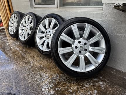 2010 Land Rover Rim Land Rover Range Rover 20 Inch Alloy Wheels with Good Tyres *Delivery ...