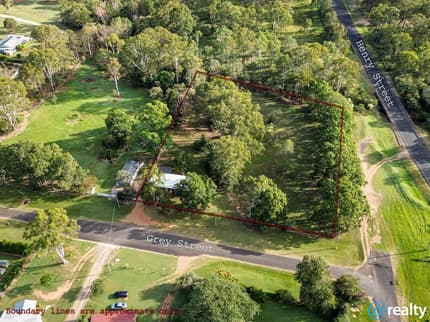 4 Grey Street , Nanango QLD 4615 - for Sale | Gumtree Australia