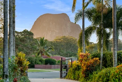 17 Tibrogargan Drive, Beerburrum, Queensland 4517 - for Sale | Gumtree ...