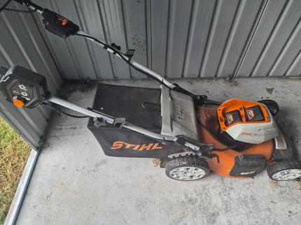 Stihl Rml 460v STIHL RMA 460V BATTERY LAWN MOWER - Lawn Mowers in Lakes Entrance VIC ...