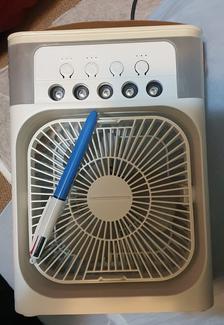 Cond Service Main Box CHEAP Portable USB C Box fan, working, Carlton pickup - Air ...