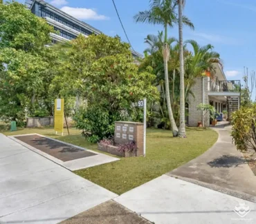 ID:21173710, 93 Queen Street, Southport, Queensland 4215 - for Rent ...
