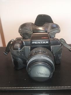 Ancien Appareil Photo PENTAX SF7 Vintage Avec Objectif - Pour Pièces Ou Réparation