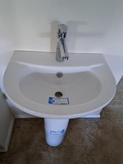 White Ceramic Wash Basin & Pedestal - Building Materials in ...