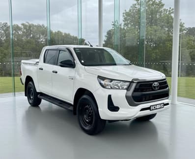 2020 Toyota Hilux SR HI-RIDER GUN136R FACELIFT REAR WHEEL DRIVE | Cars ...