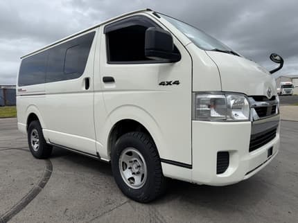 2021 TOYOTA 4WD HIACE GL-package, 6-seater 4X4 | Cars, Vans & Utes ...